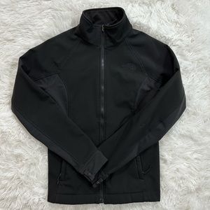 The North Face Women’s Softshell Windwall Zip Up Jacket | Black | XS